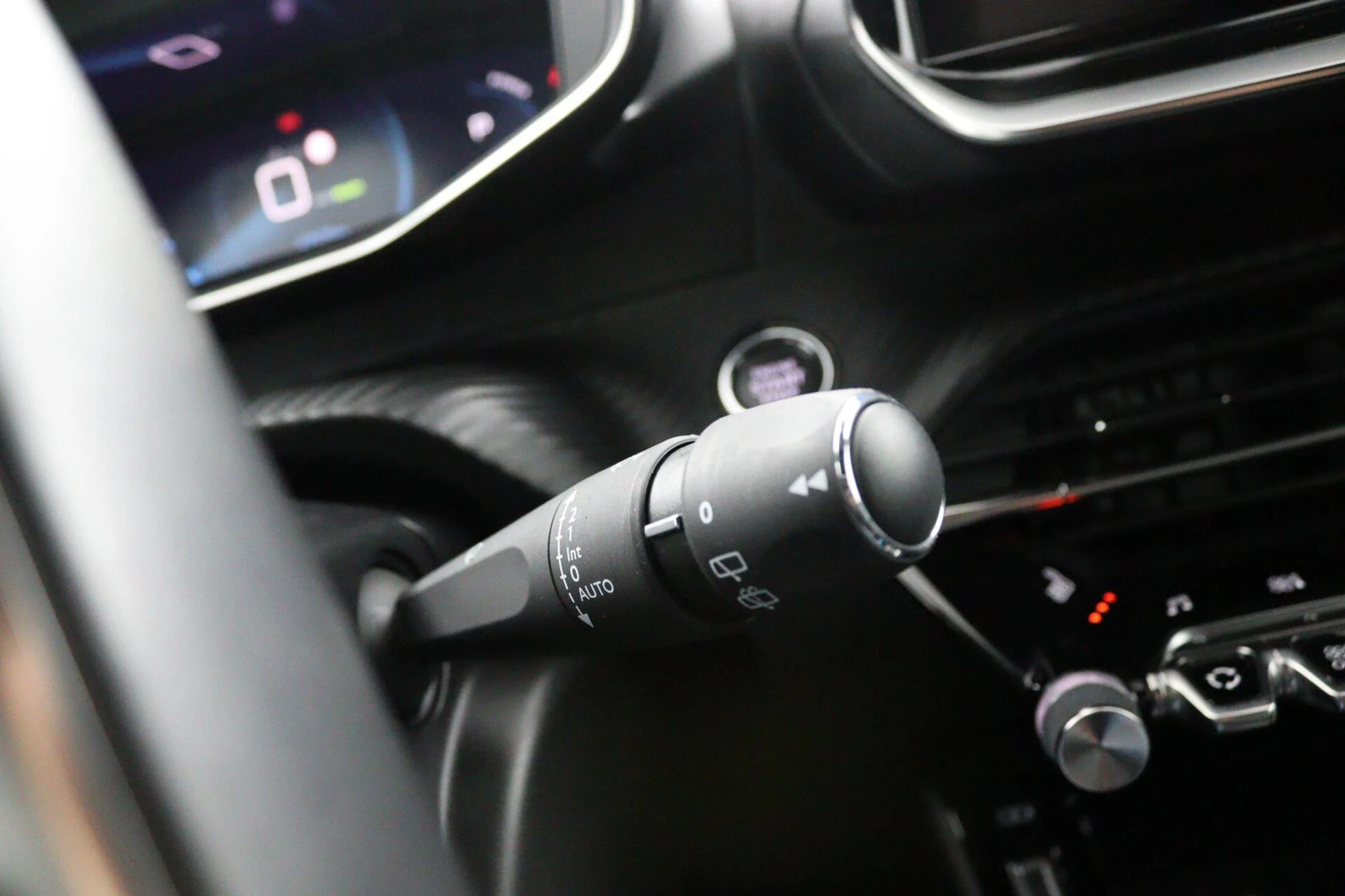 Hoofdafbeelding Peugeot e-2008