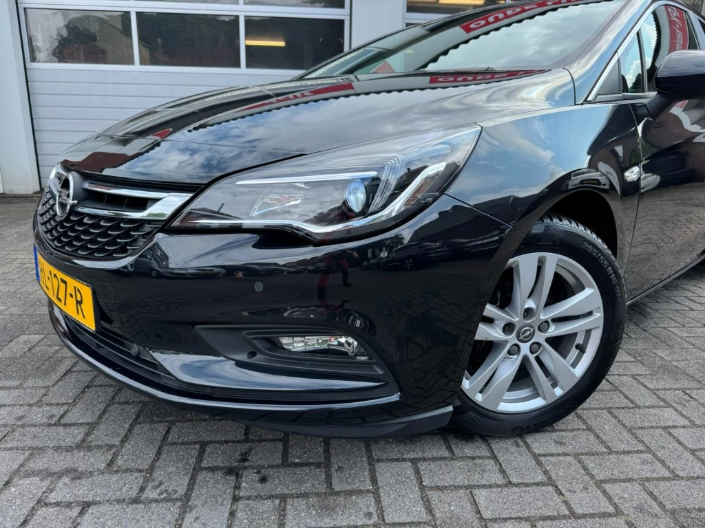 Hoofdafbeelding Opel Astra