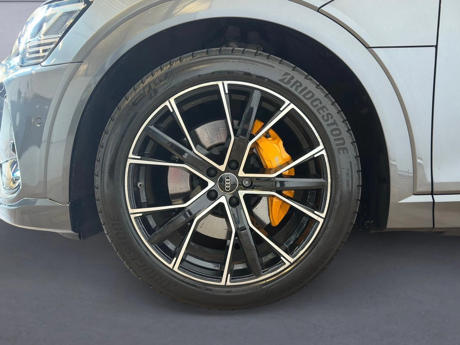 Hoofdafbeelding Audi e-tron