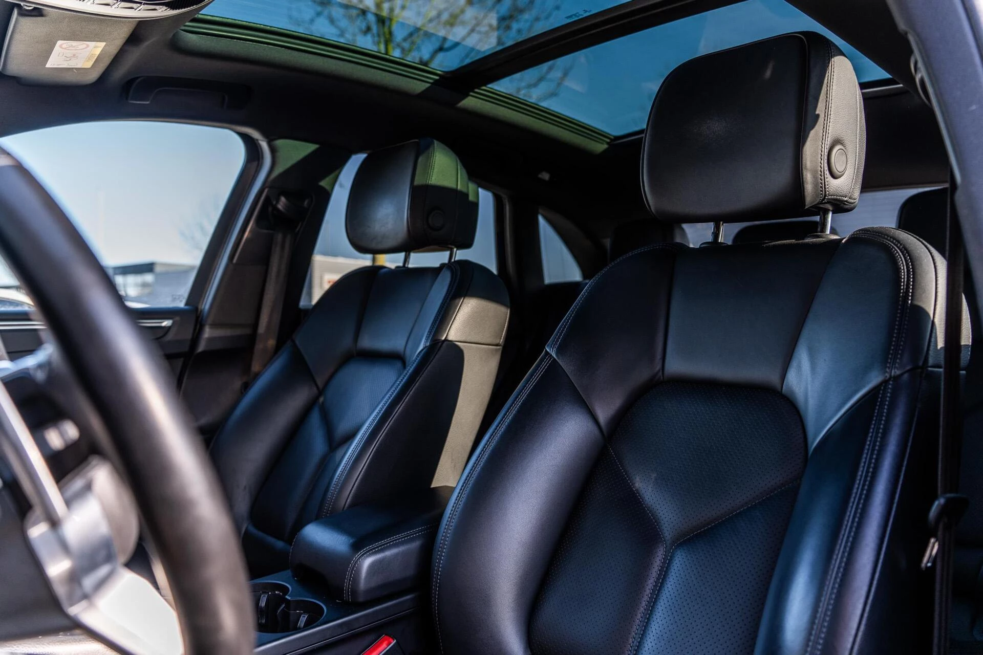 Hoofdafbeelding Porsche Macan