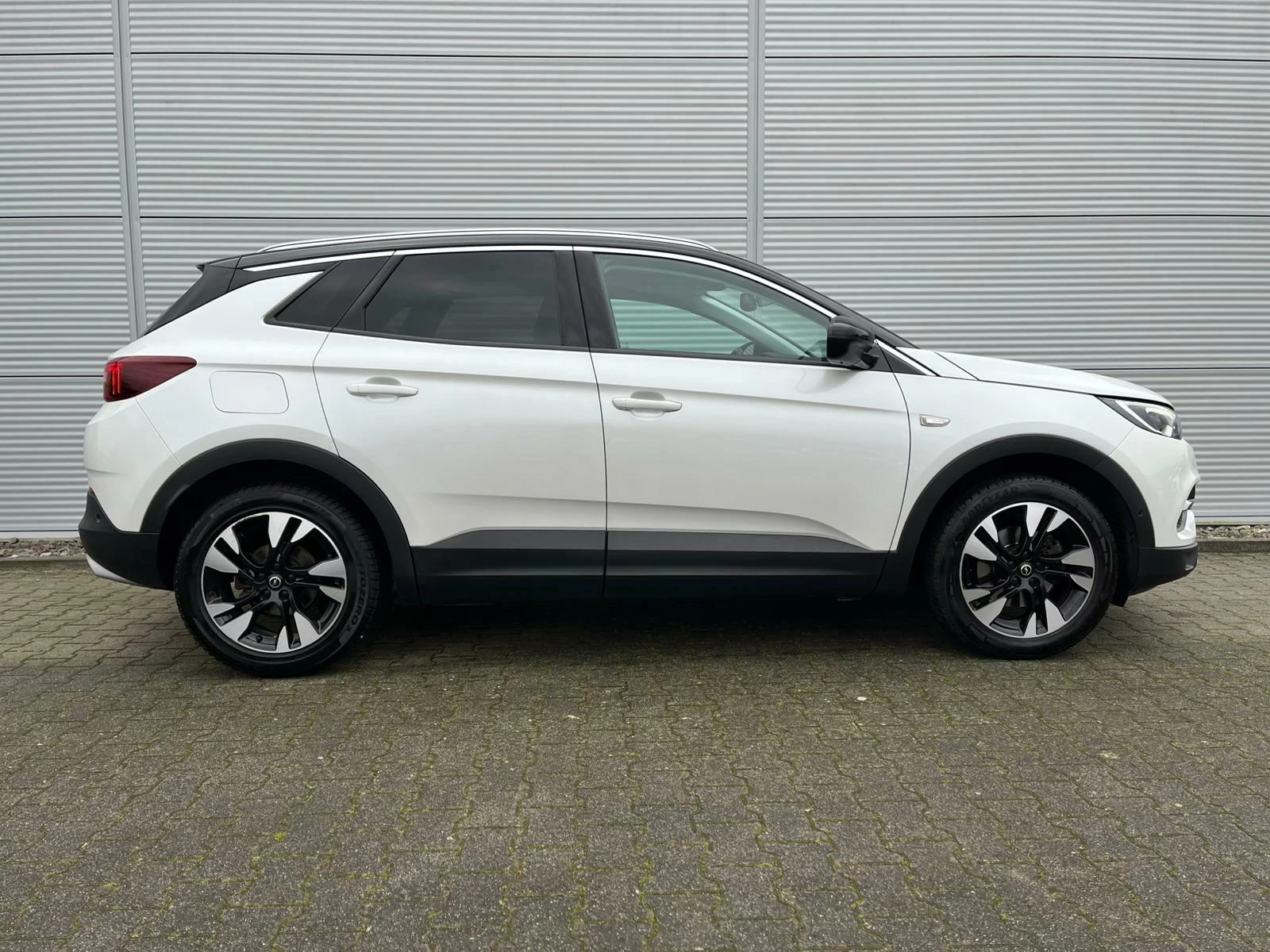 Hoofdafbeelding Opel Grandland X