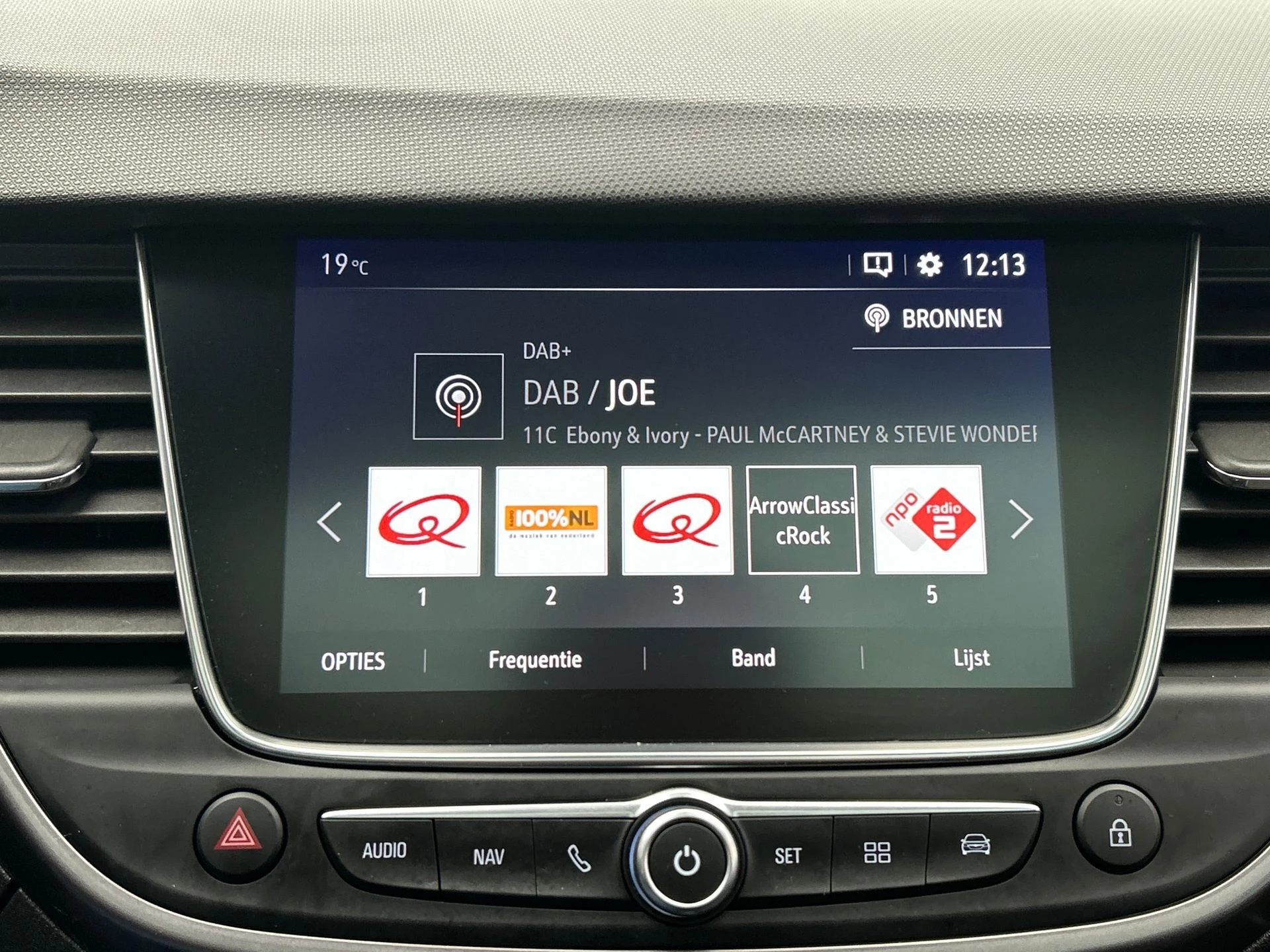 Hoofdafbeelding Opel Crossland X