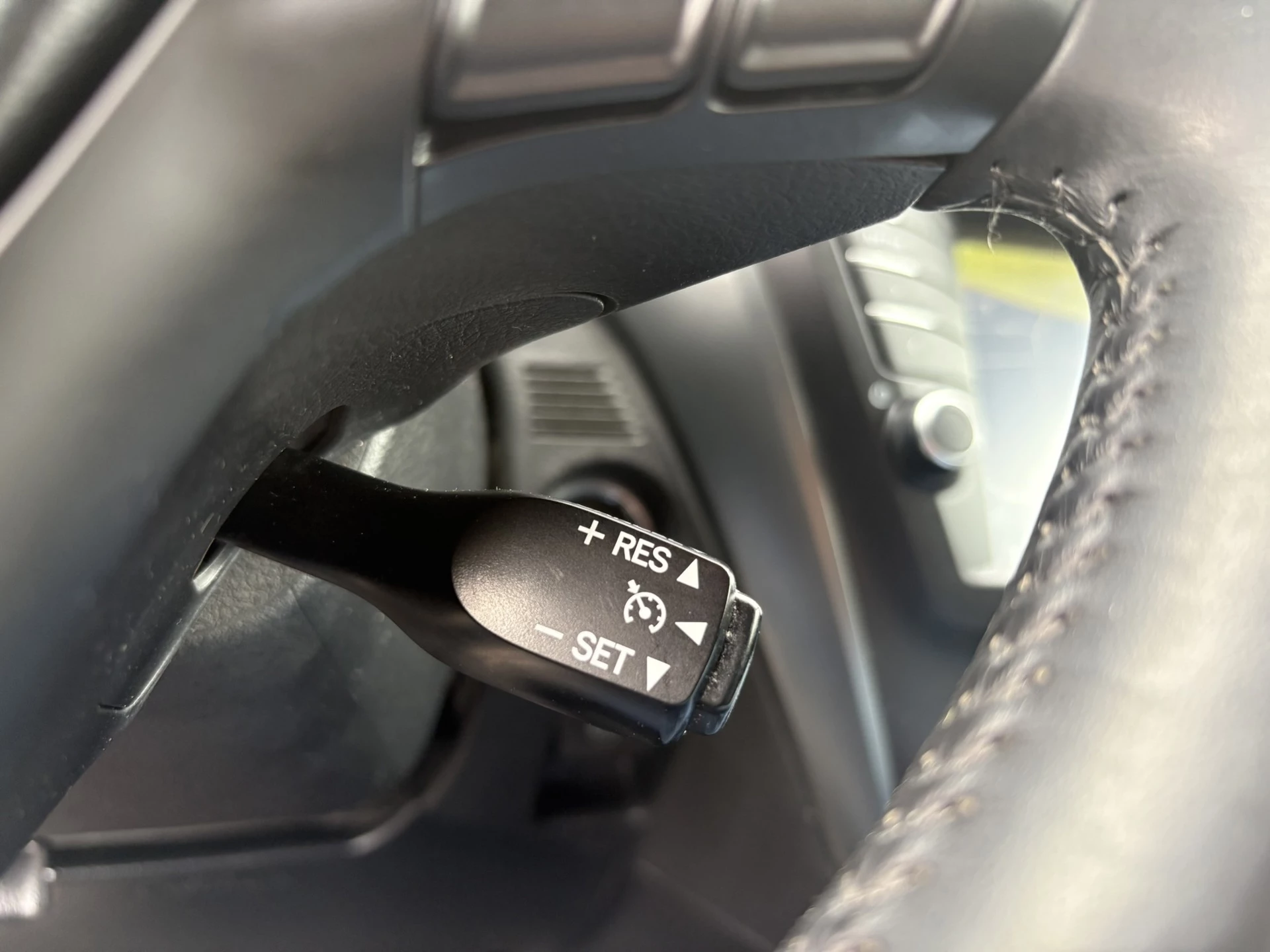 Hoofdafbeelding Toyota Avensis