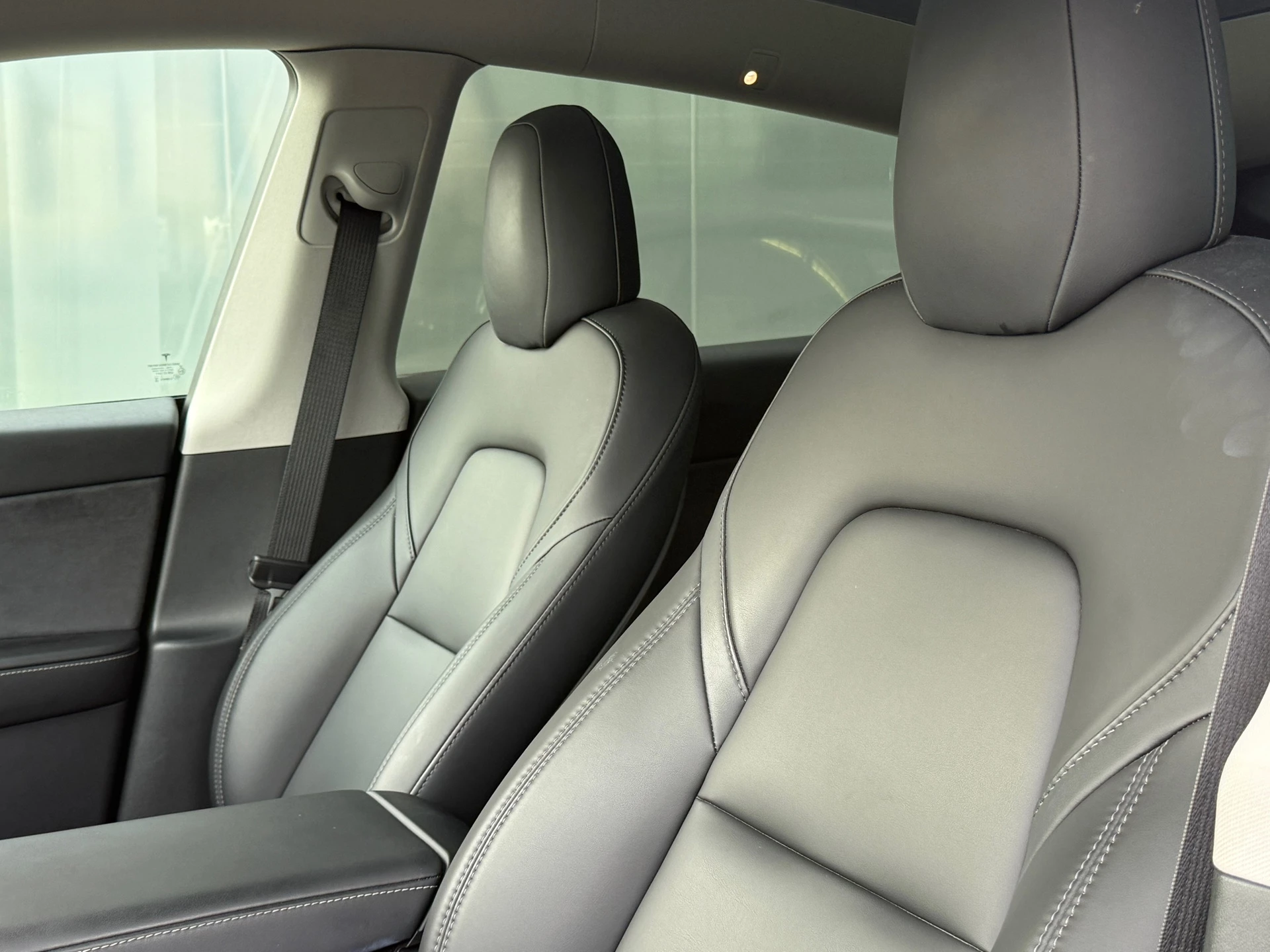 Hoofdafbeelding Tesla Model Y