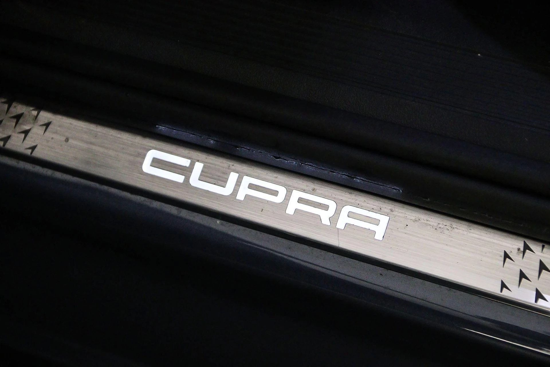 Hoofdafbeelding CUPRA Tavascan