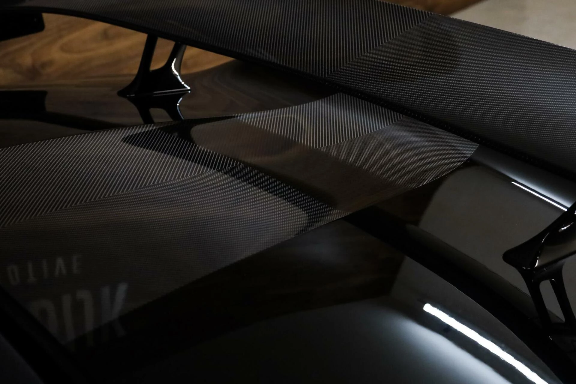 Hoofdafbeelding Aston Martin V8 Vantage