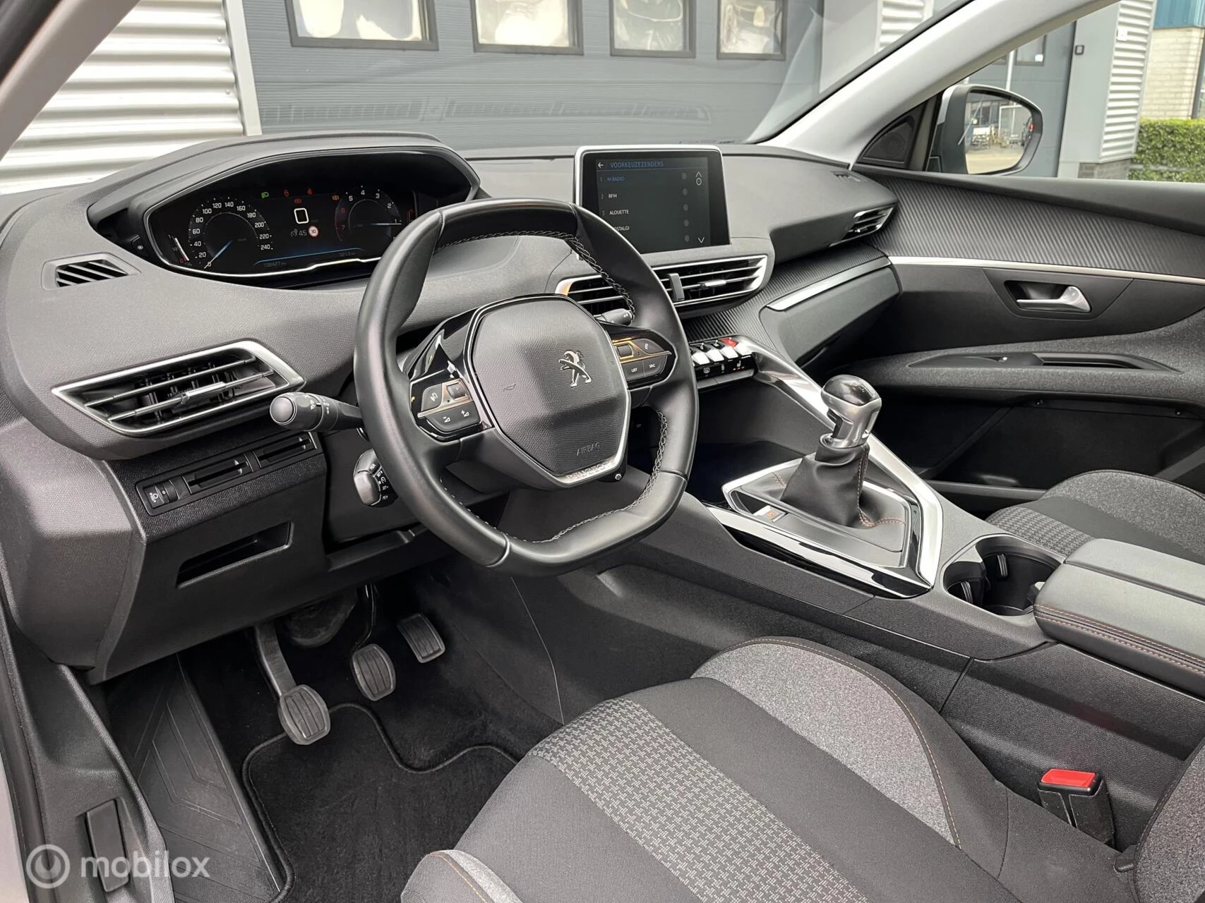 Hoofdafbeelding Peugeot 5008
