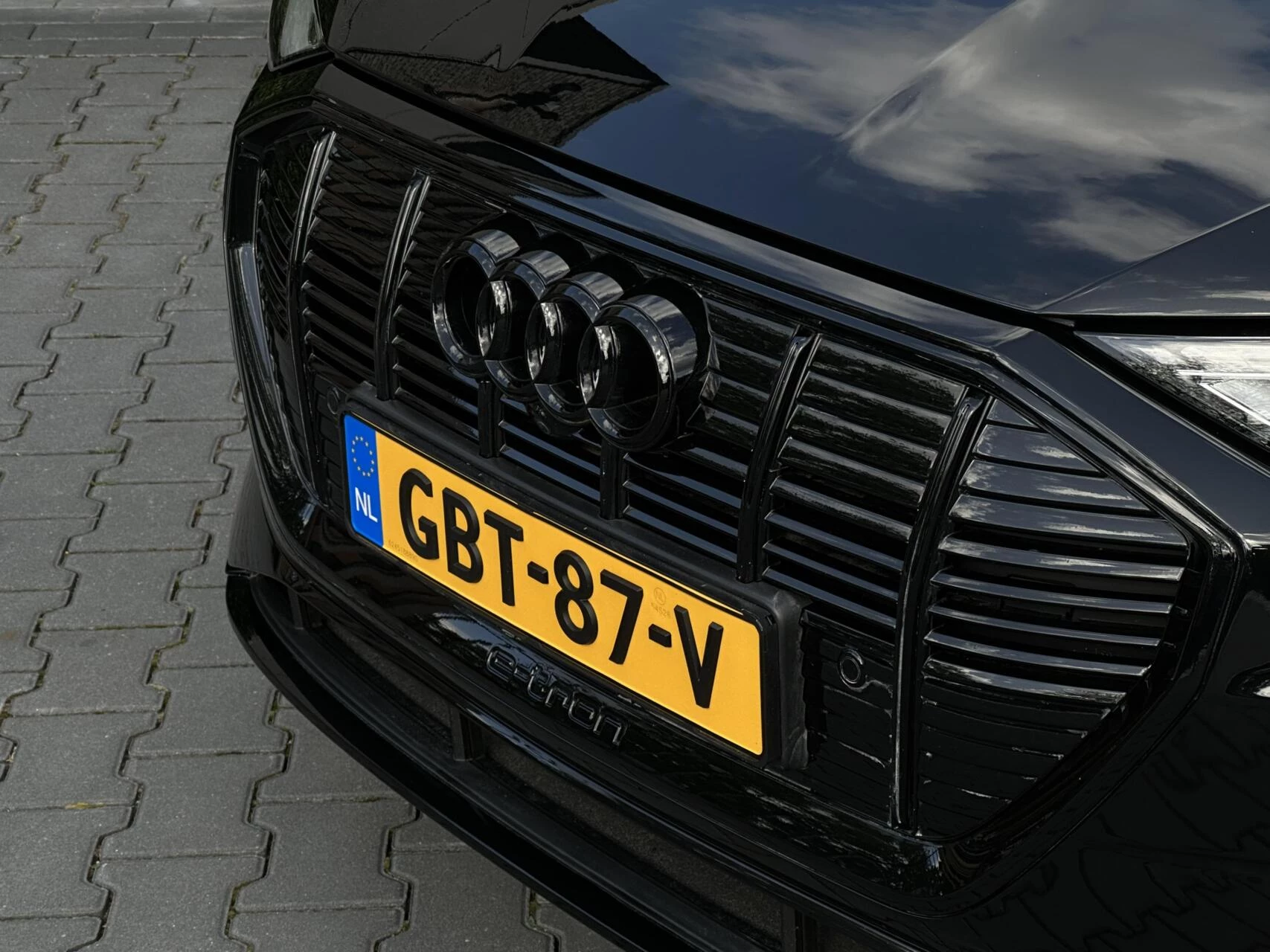 Hoofdafbeelding Audi e-tron