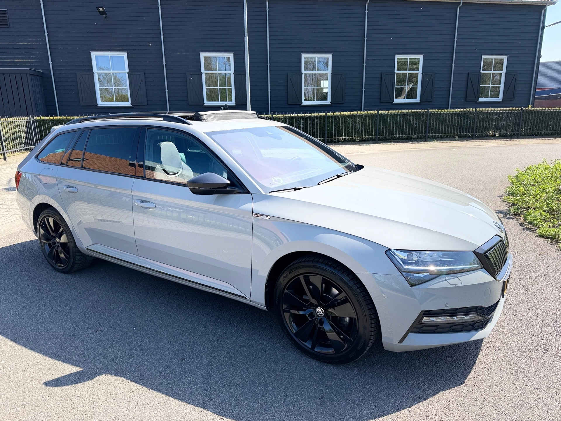 Hoofdafbeelding Škoda Superb