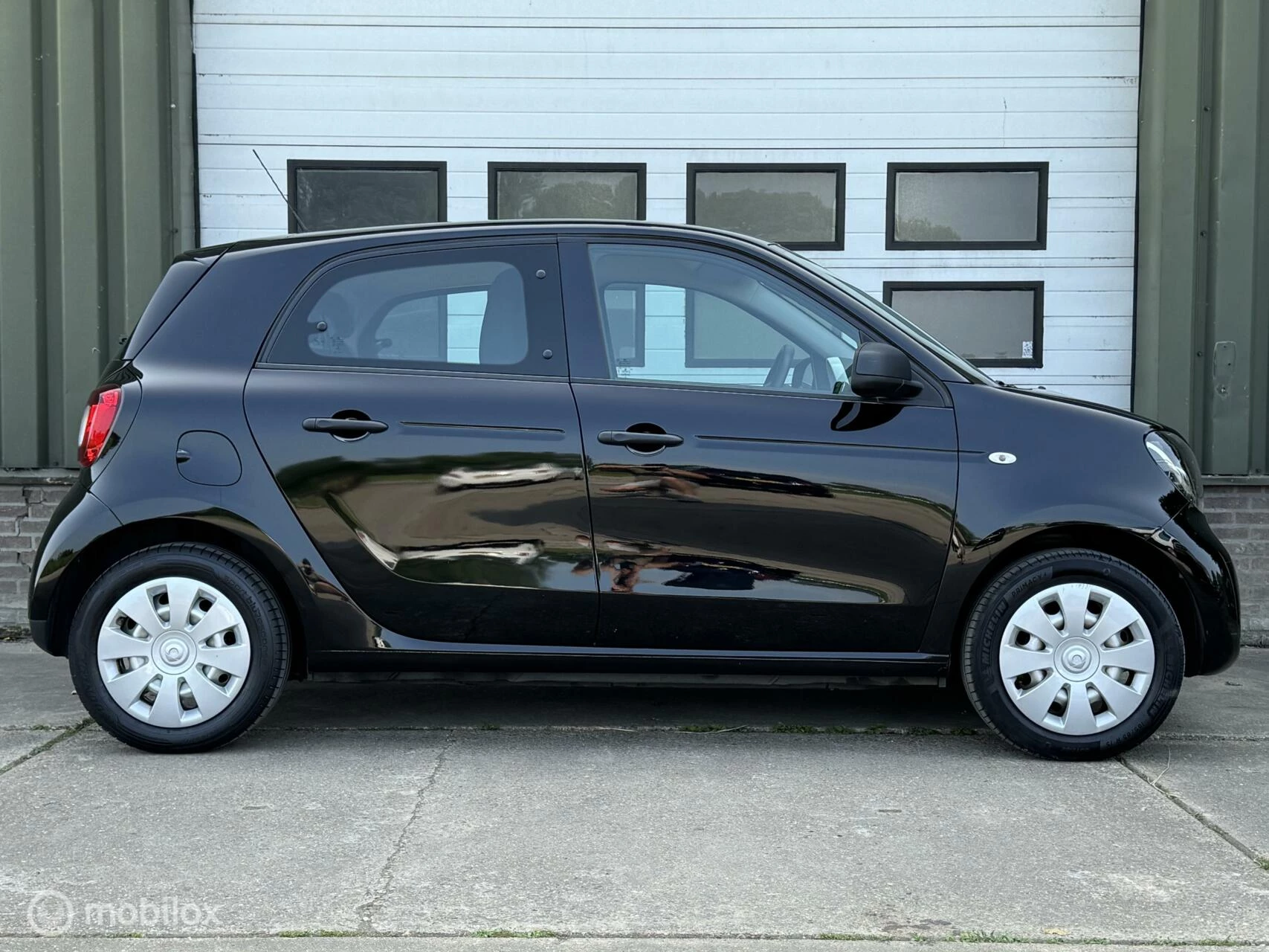 Hoofdafbeelding Smart Forfour