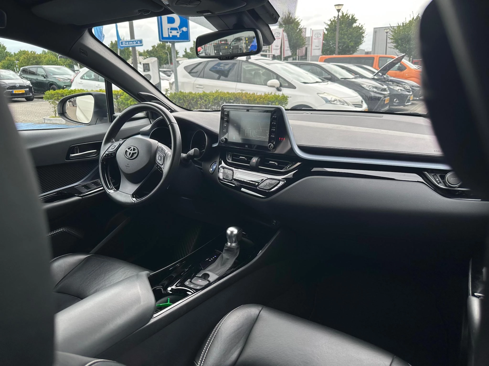 Hoofdafbeelding Toyota C-HR