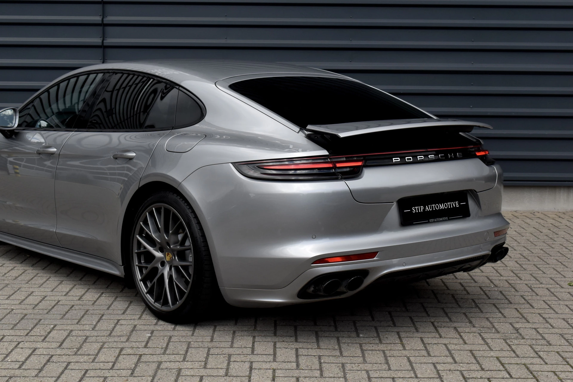 Hoofdafbeelding Porsche Panamera