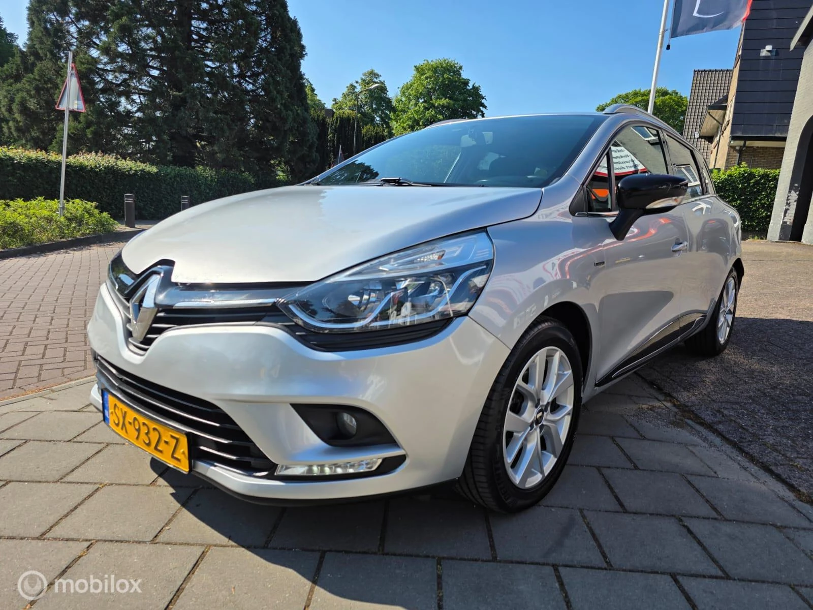Hoofdafbeelding Renault Clio