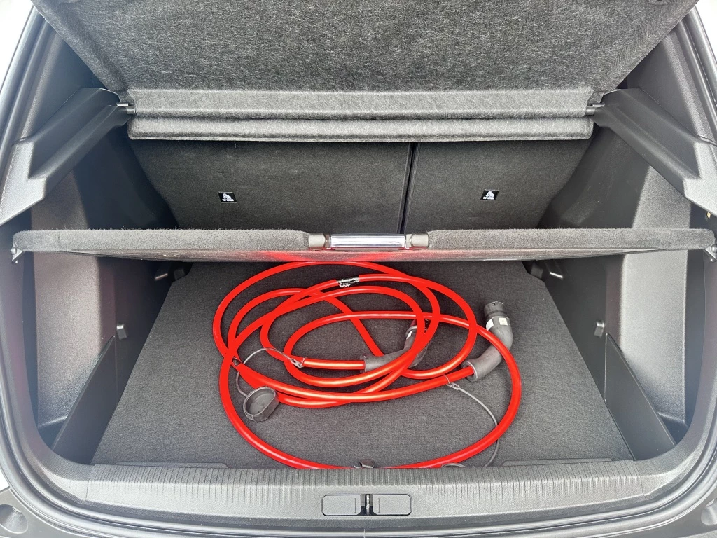 Hoofdafbeelding Peugeot e-2008