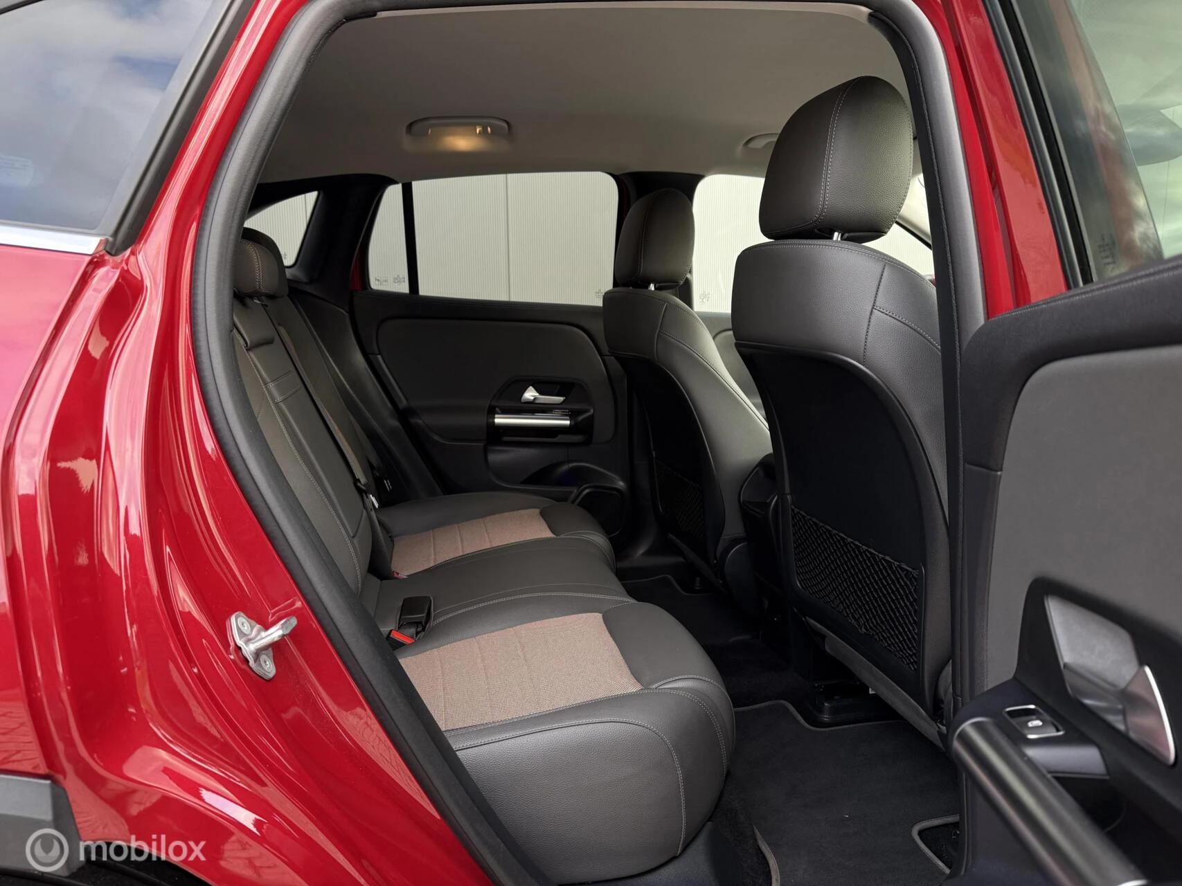 Hoofdafbeelding Mercedes-Benz EQA