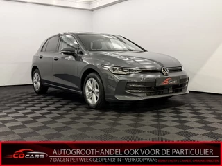 Volkswagen Golf 1.5 TSI Life Business Clima, Apple carplay, Parkeersensoren, Stoelverwarming, Sfeerverlichting, Led, Keyless start, 2 jaar garantie