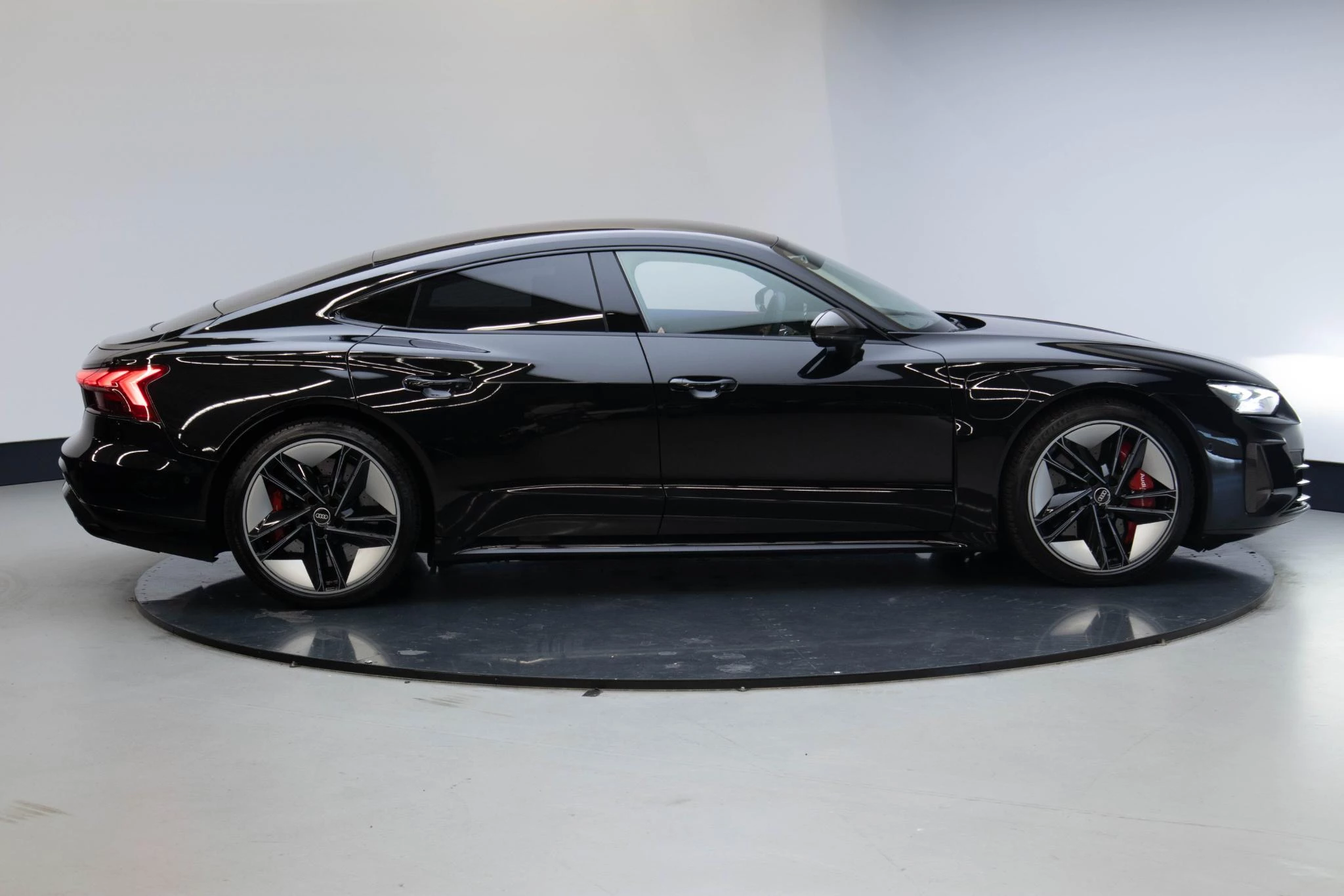 Hoofdafbeelding Audi e-tron GT