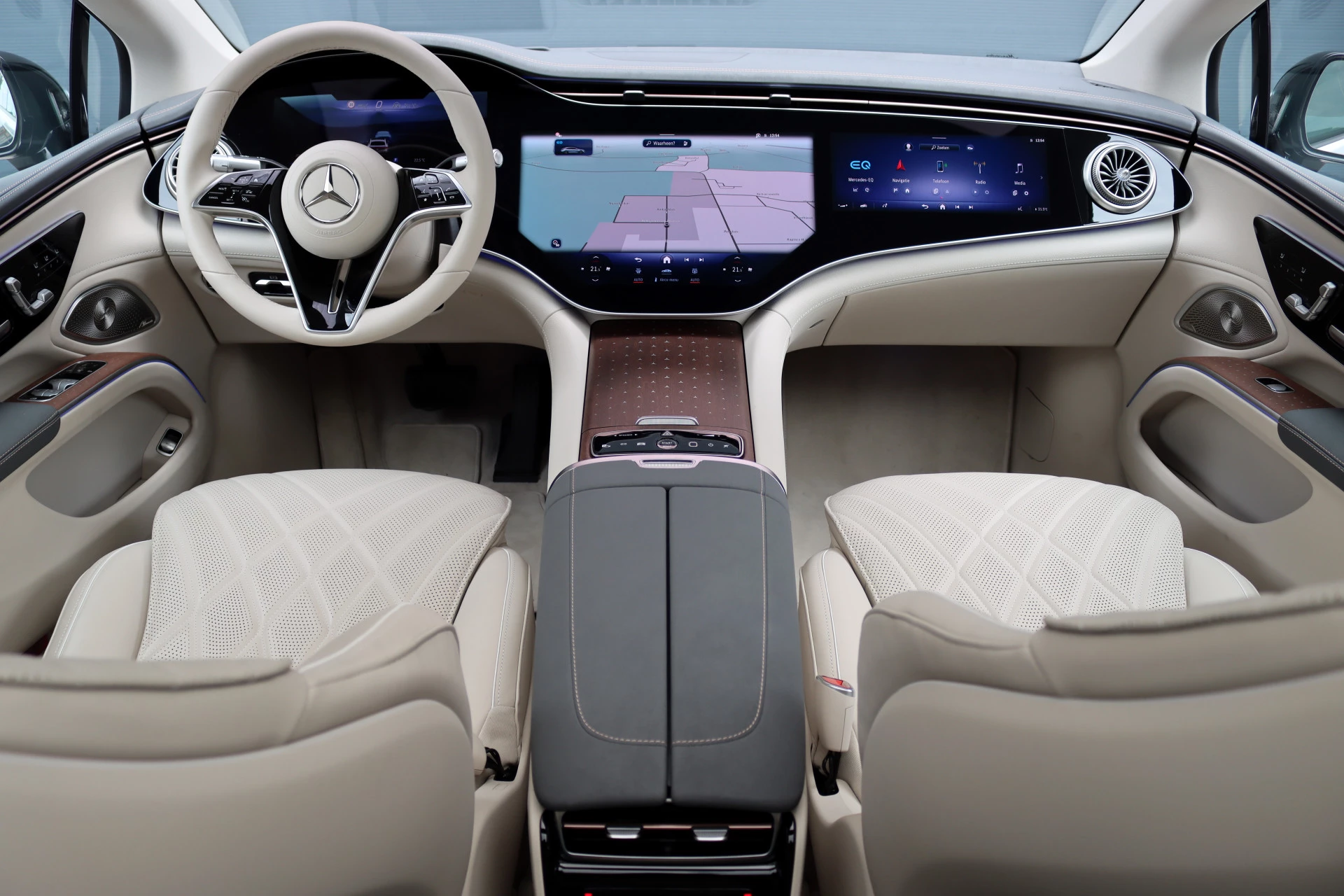 Hoofdafbeelding Mercedes-Benz EQS