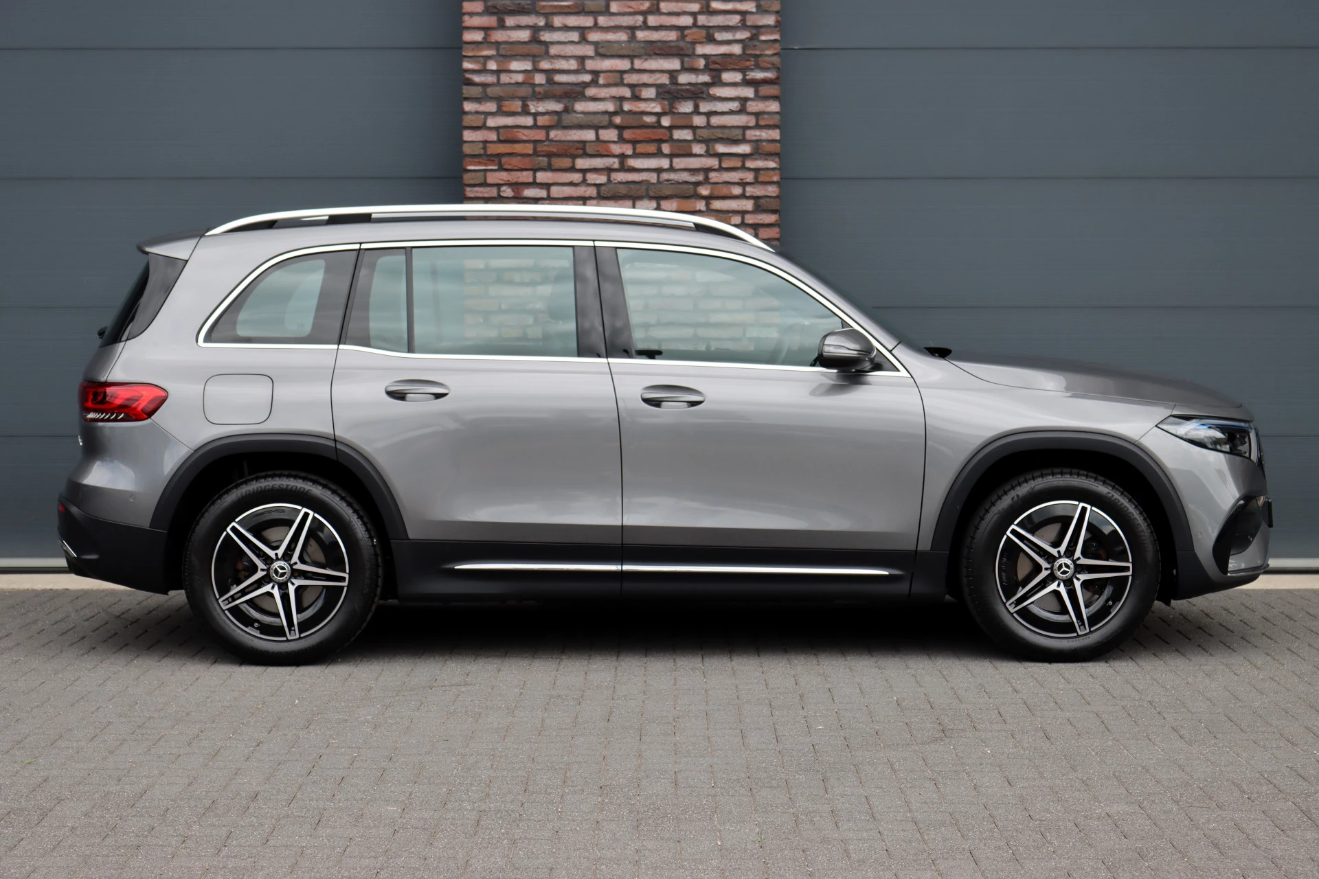 Hoofdafbeelding Mercedes-Benz EQB