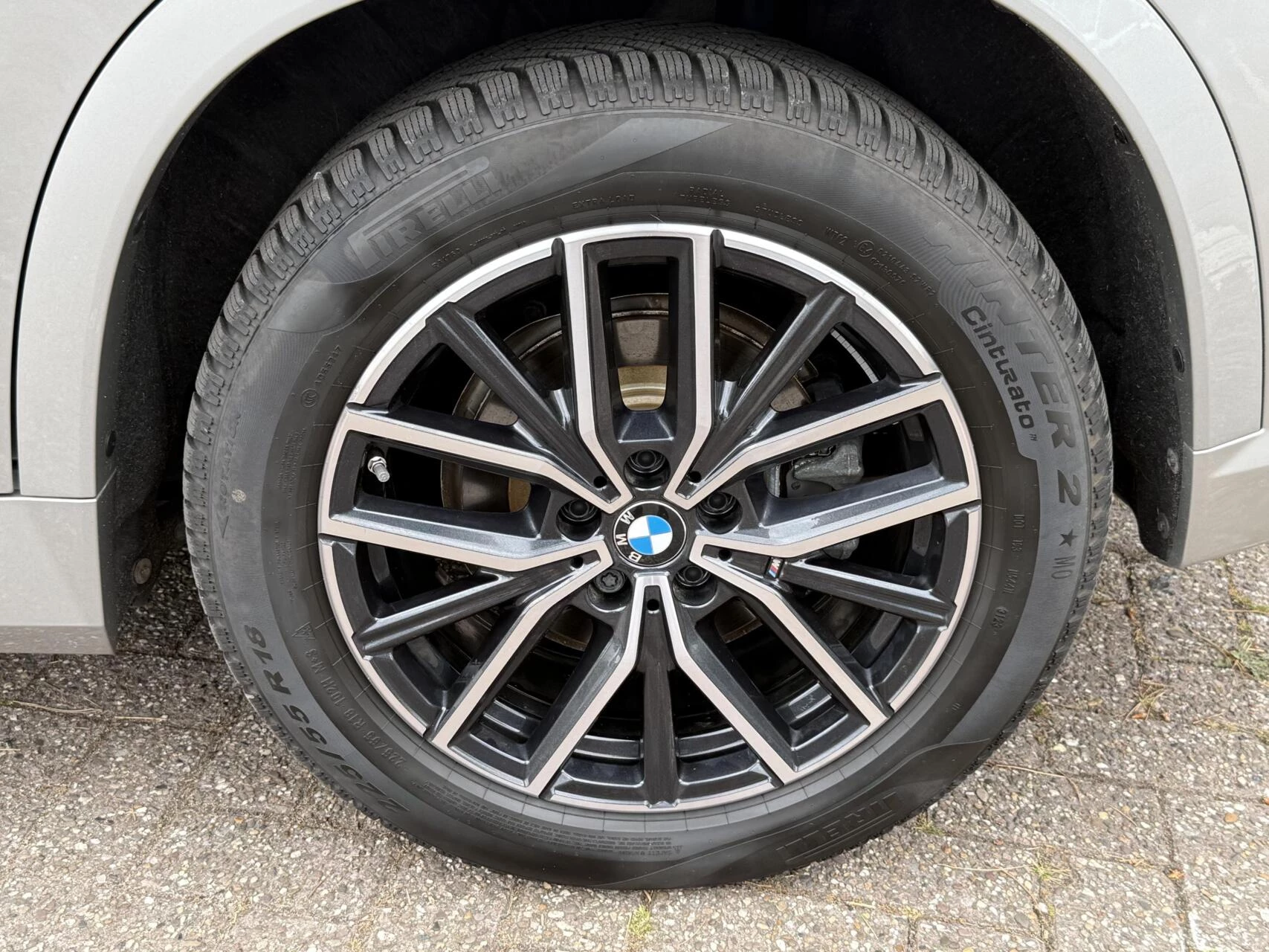 Hoofdafbeelding BMW iX1