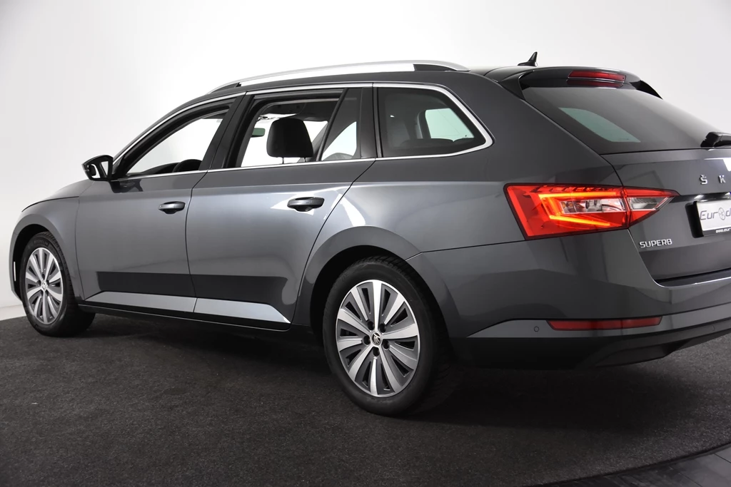 Hoofdafbeelding Škoda Superb