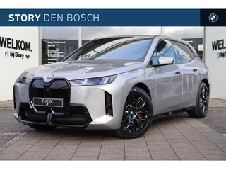 Hoofdafbeelding BMW iX BMW iX xDrive45 M Sport / Trekhaak / M Multifunctionele Stoelen / Parking Assistant Professional / Active Steering / Adaptieve LED