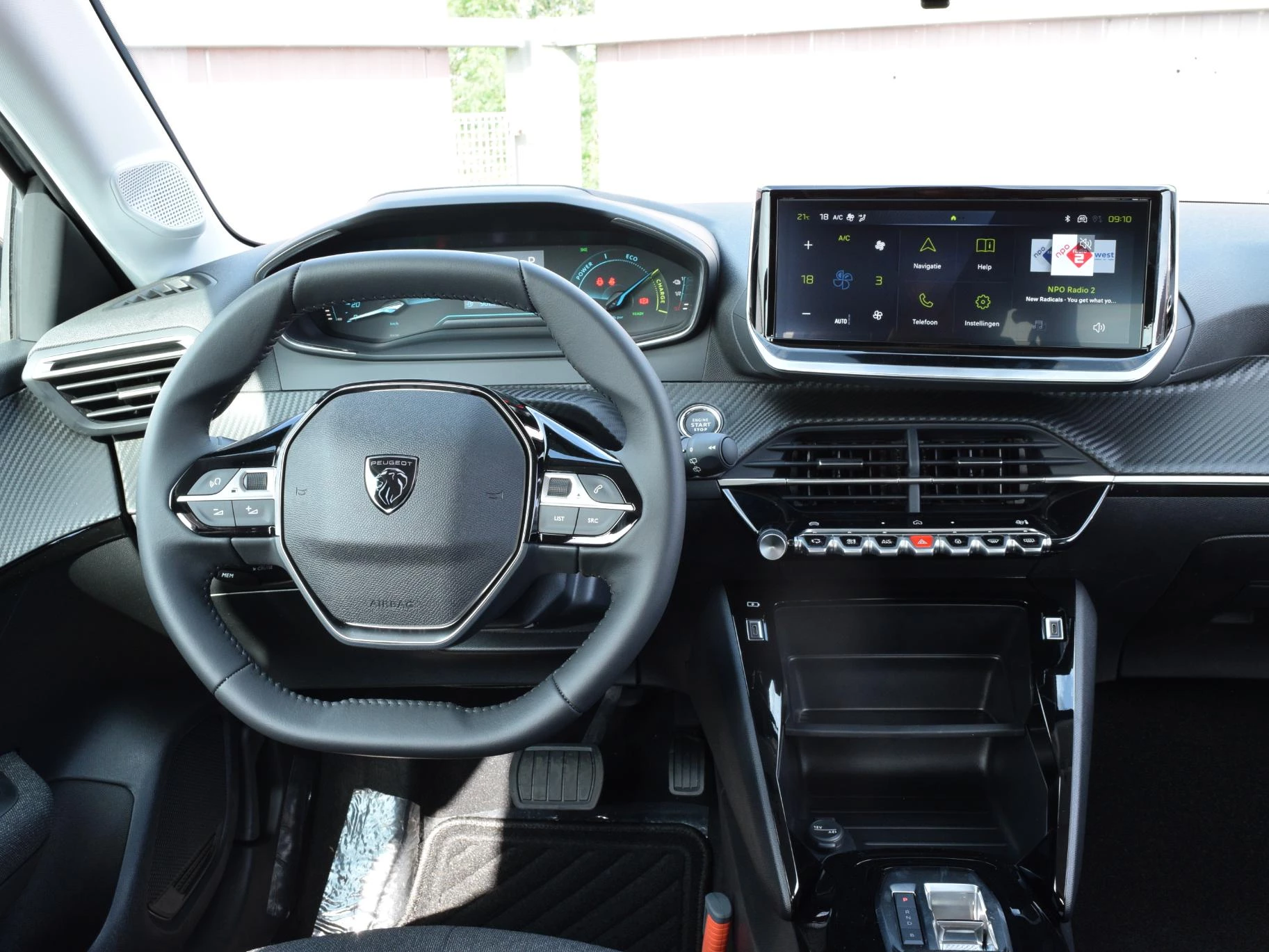 Hoofdafbeelding Peugeot e-208