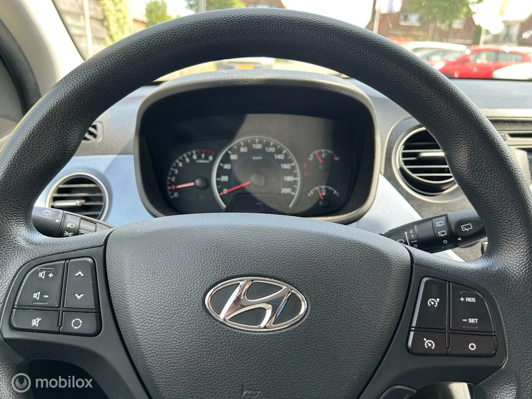Hoofdafbeelding Hyundai i10