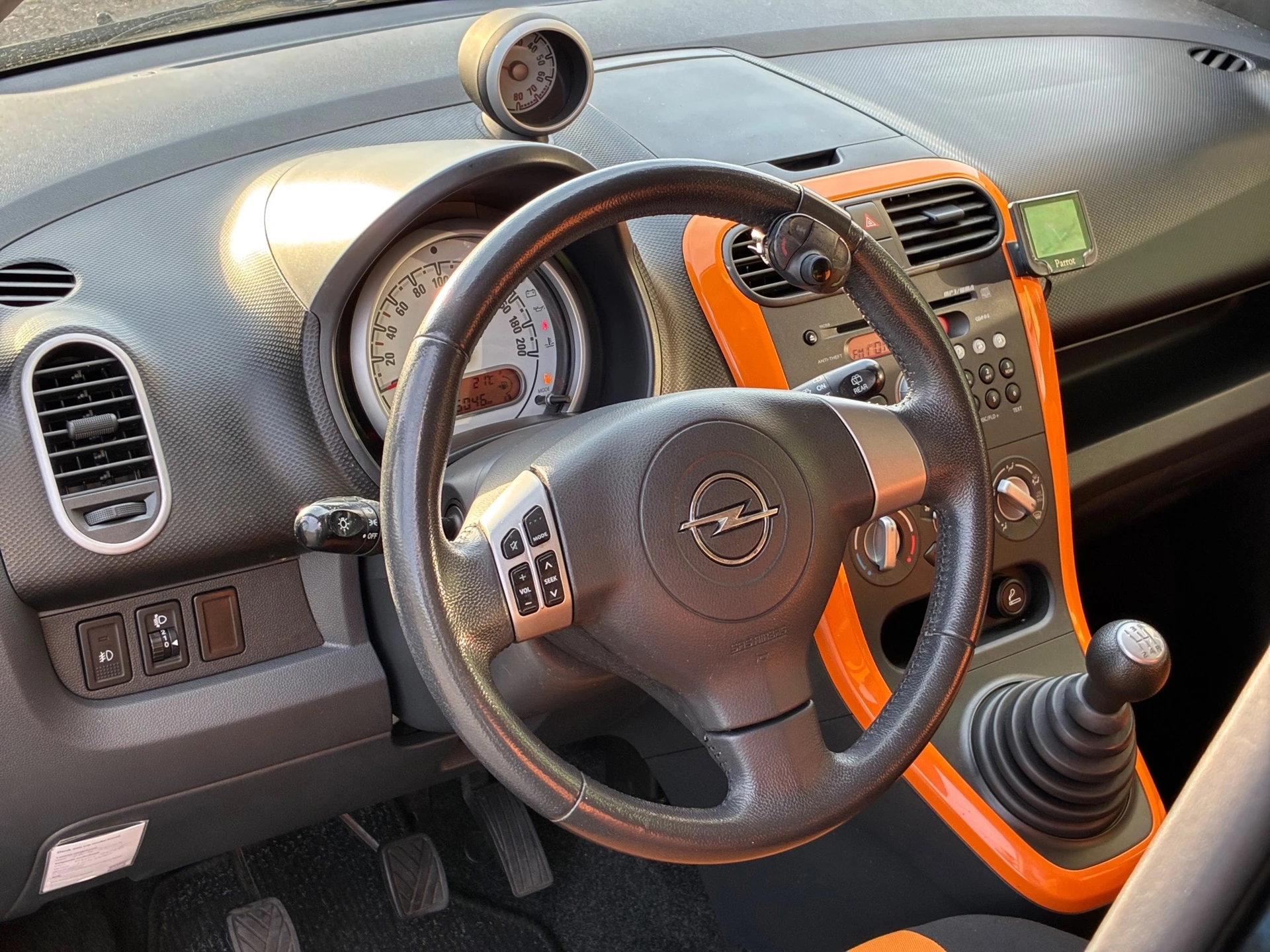 Hoofdafbeelding Opel Agila