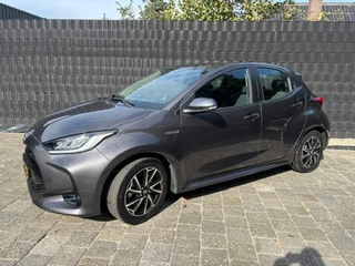 Toyota Yaris 1.5 HYB. DYNAMIC