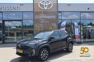 Toyota Yaris Cross 1.5 HYBRID STYLE PANORAMADAK HEAD-UP-DISPLAY EL-ACHTERKLEP STUUR/STOELVERWARMING LED-PAKKET 17"LM-VELGEN