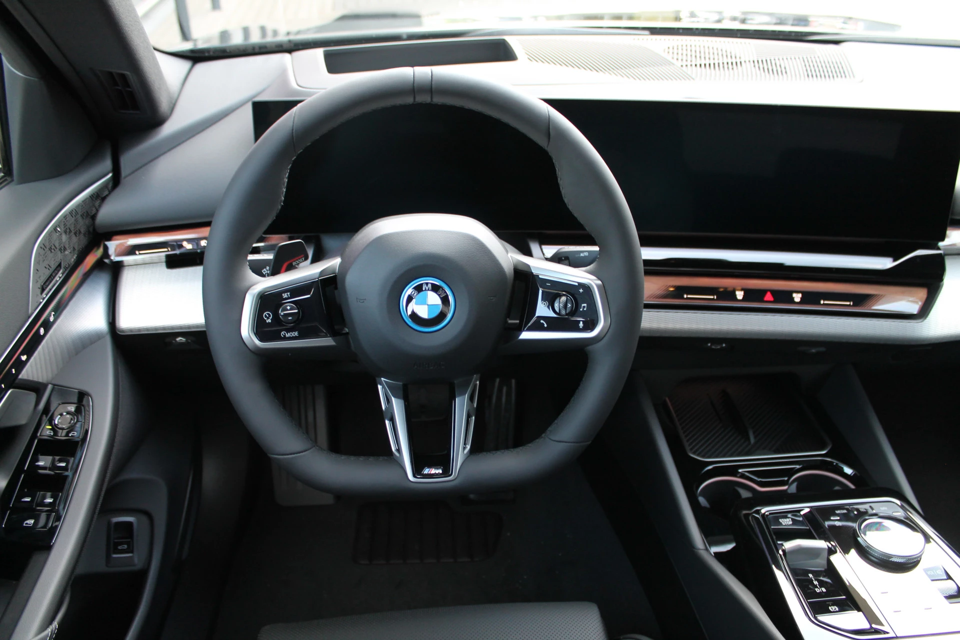 Hoofdafbeelding BMW i5