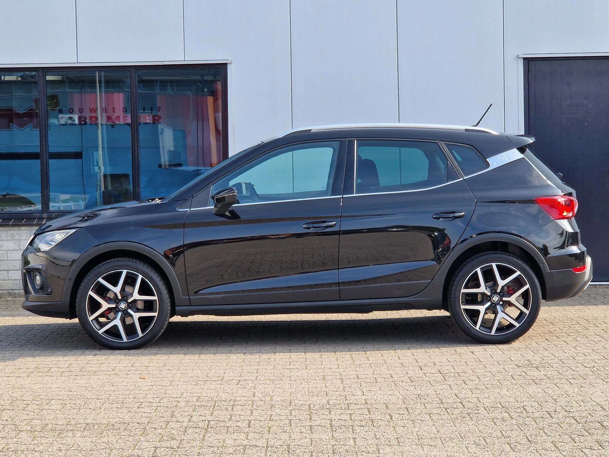 Hoofdafbeelding SEAT Arona
