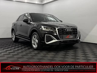 Audi Q2 35 TFSI S-line Clima, Navi, Camera, Virtual desk, Stoelverwarming, Cruise control adaptief, A start stop