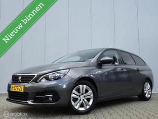 Hoofdafbeelding Peugeot 308 PEUGEOT 308 SW 1.2 PURETECH EXECUTIVE/PANO/LED/CARPLAY/CRUISE/LANE ASSIST