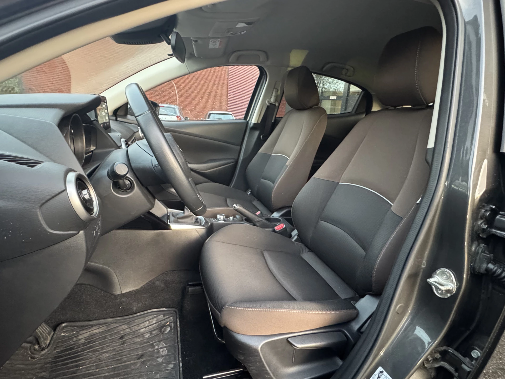 Hoofdafbeelding Mazda 2