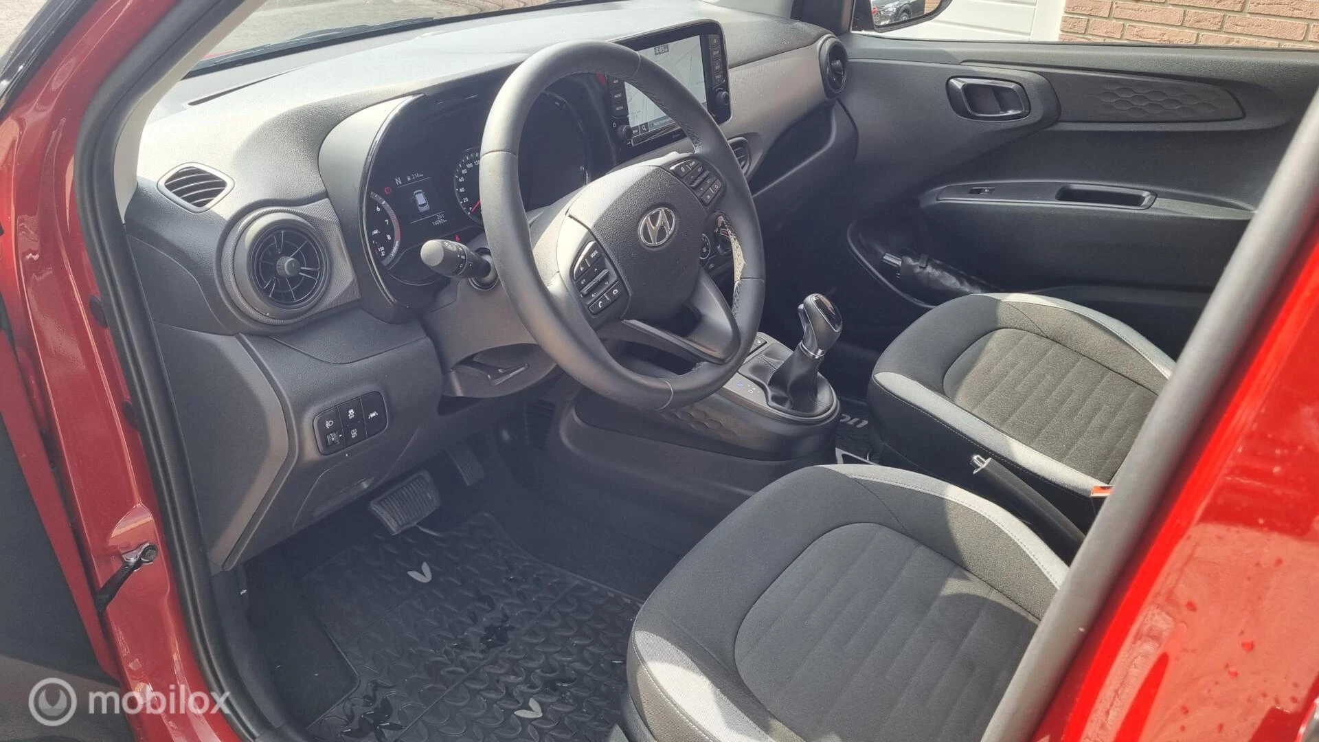 Hoofdafbeelding Hyundai i10