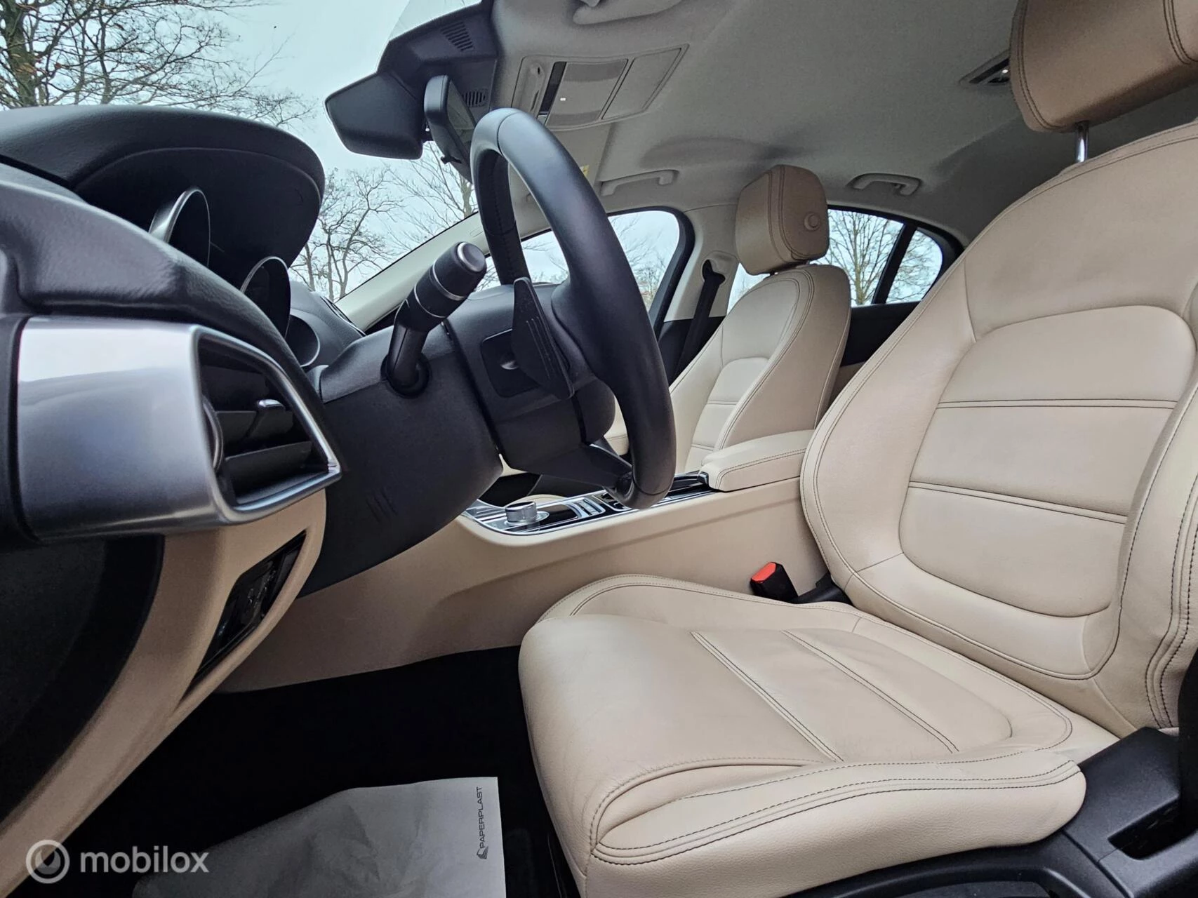 Hoofdafbeelding Jaguar XE