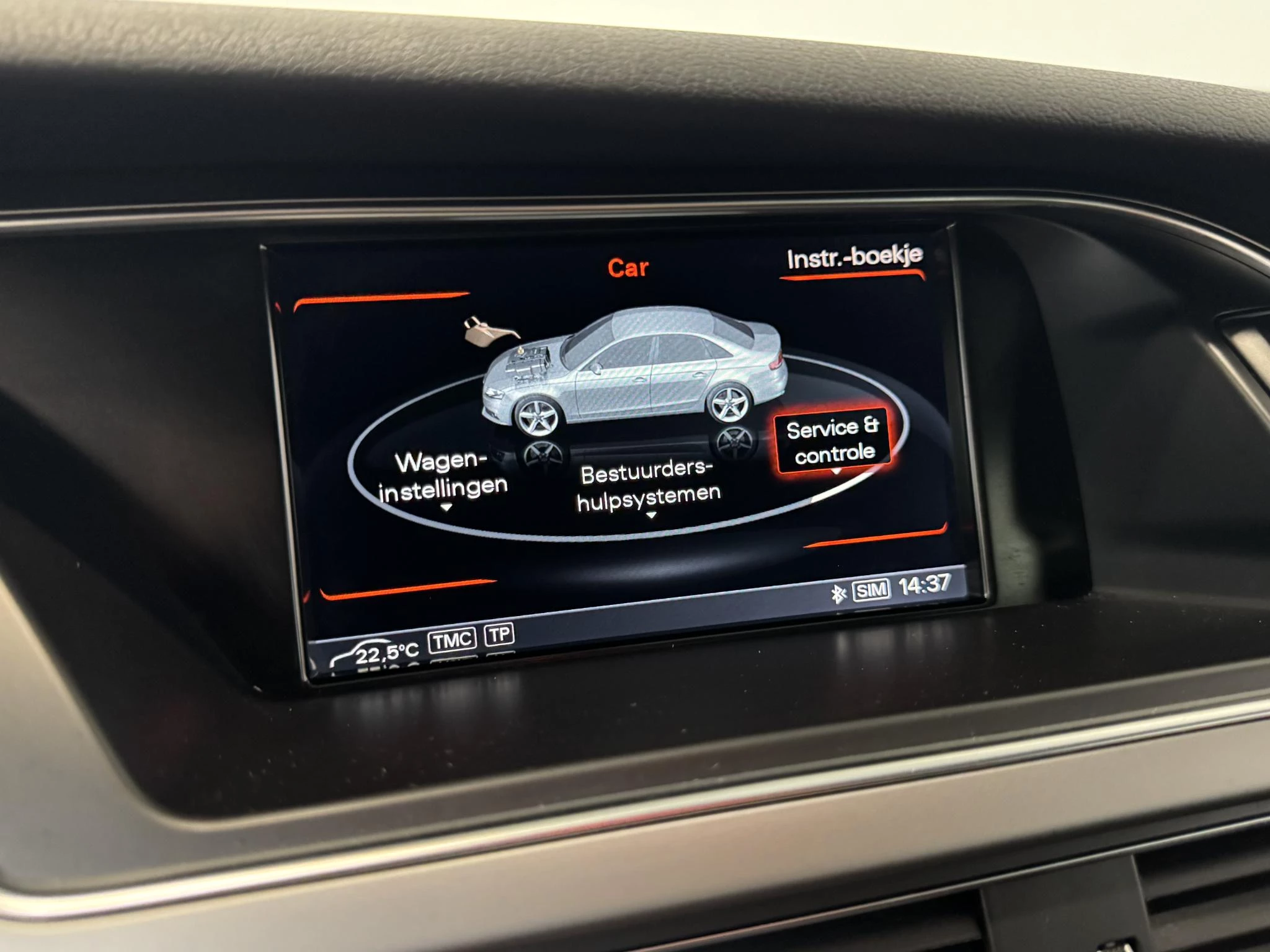 Hoofdafbeelding Audi A4