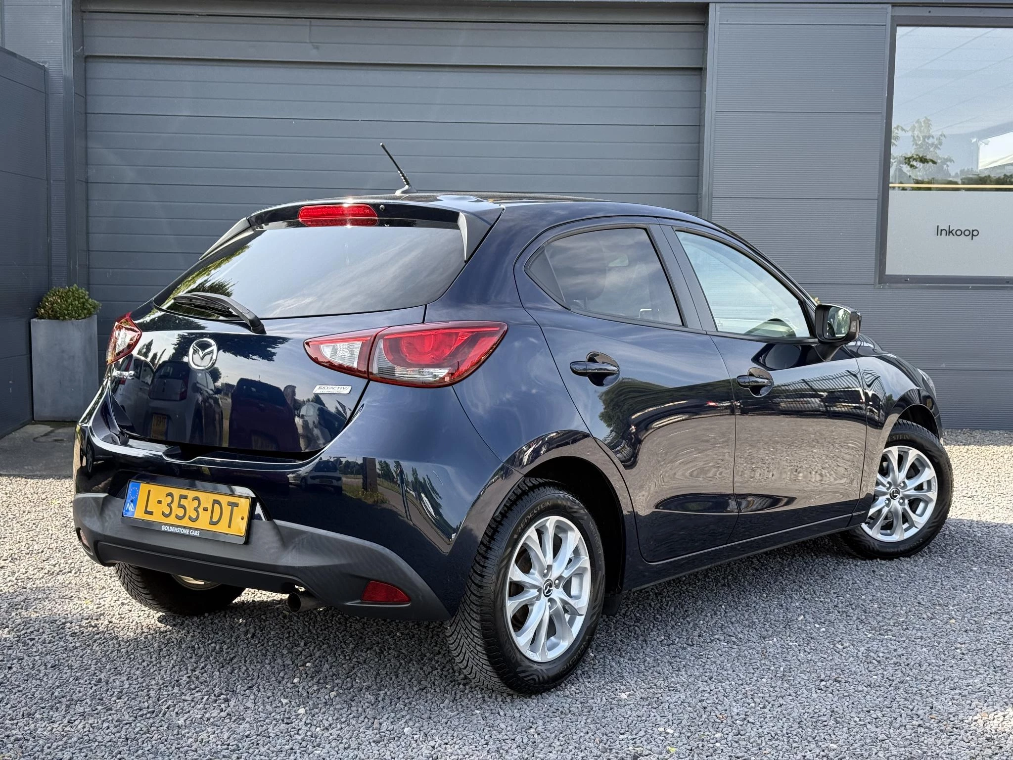 Hoofdafbeelding Mazda 2