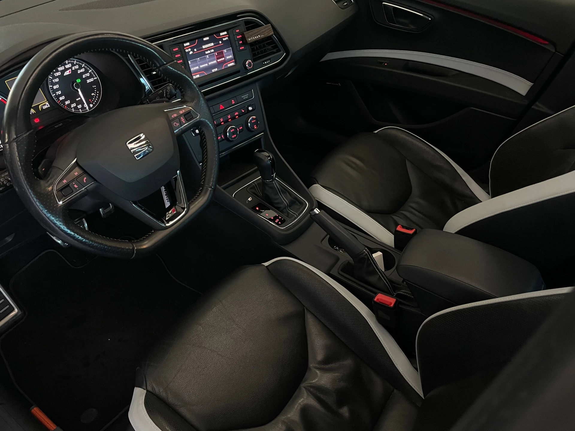 Hoofdafbeelding SEAT Leon