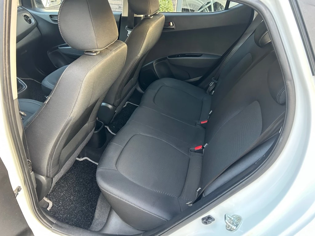Hoofdafbeelding Hyundai i10