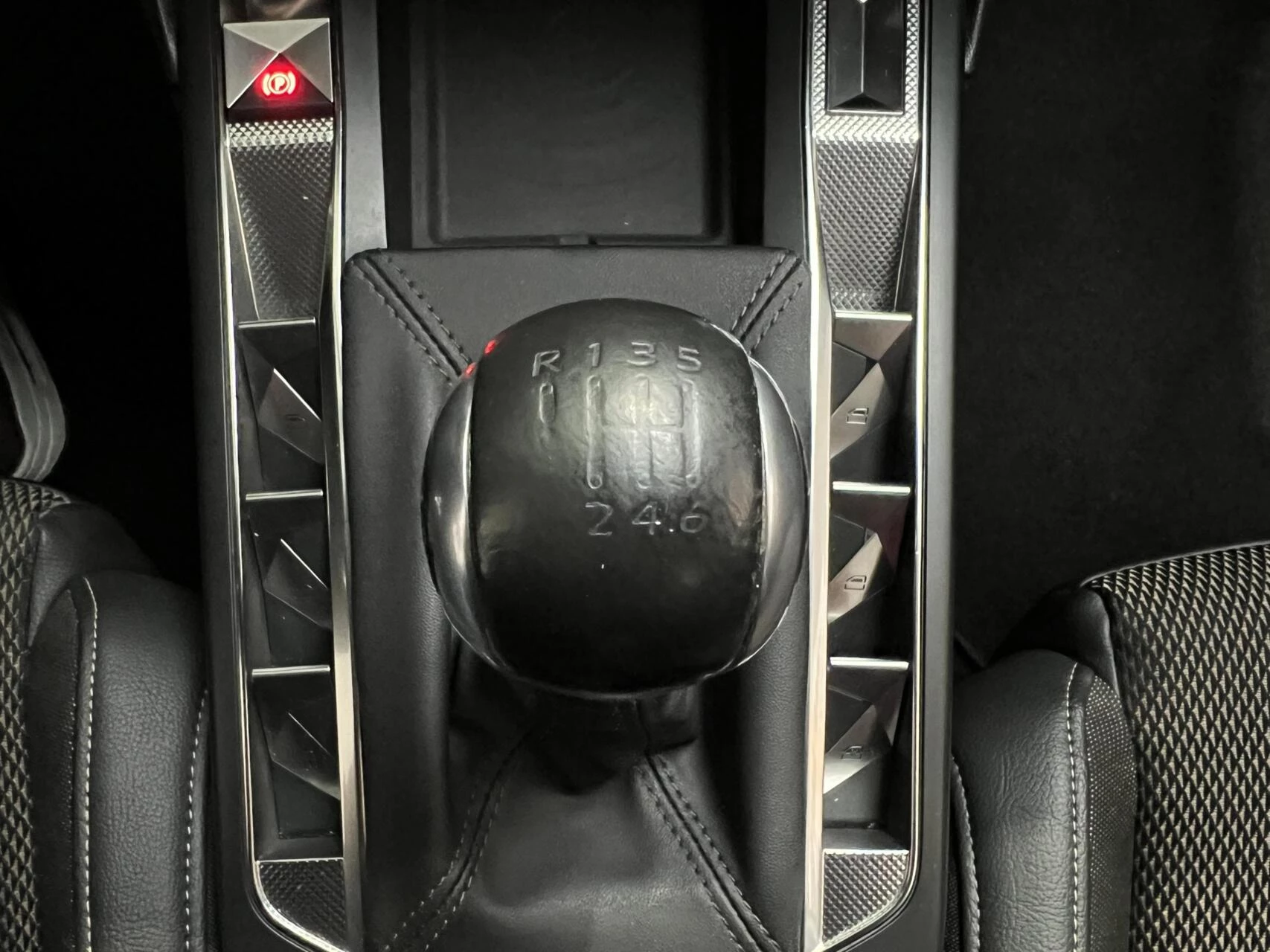 Hoofdafbeelding DS DS 3