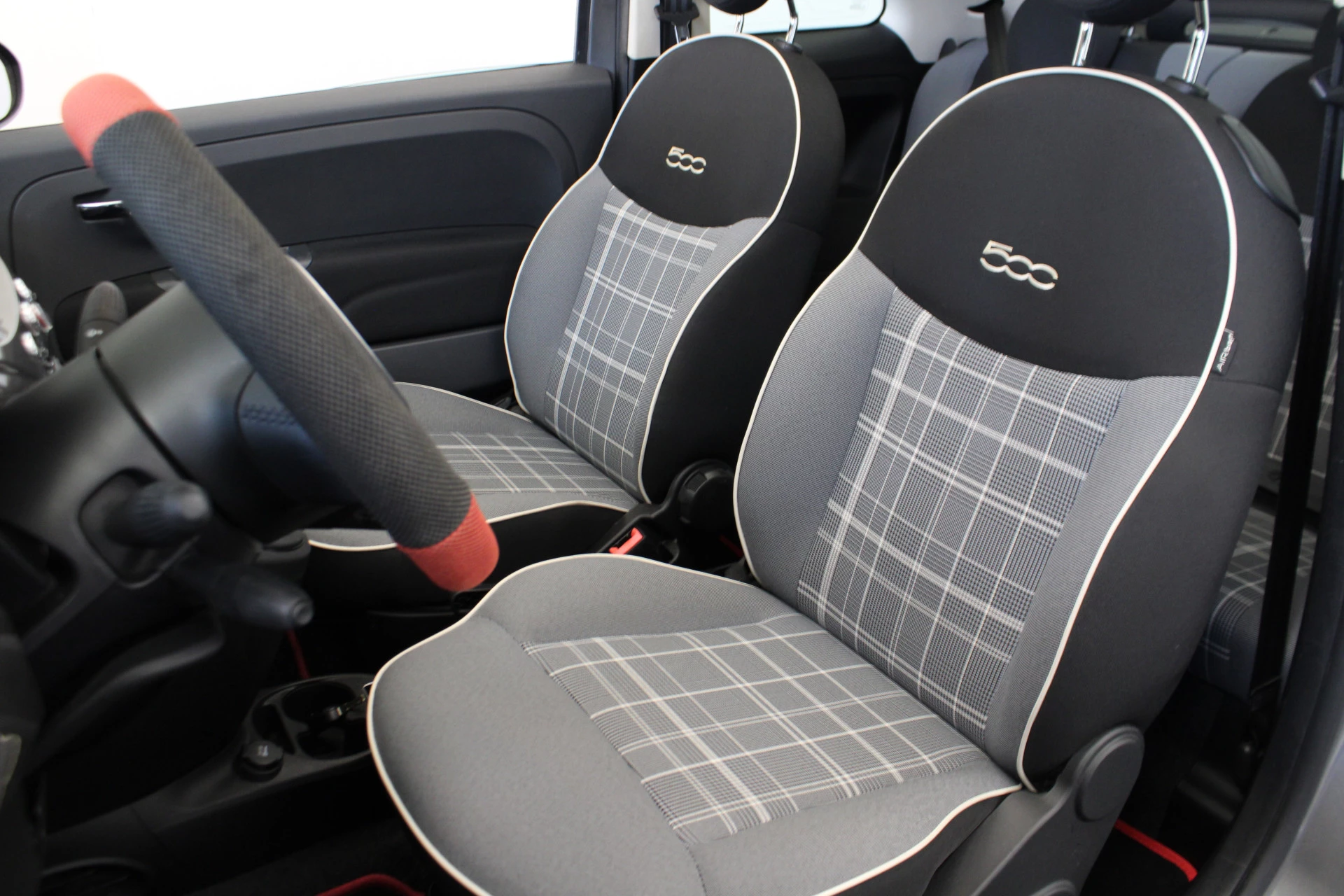 Hoofdafbeelding Fiat 500C