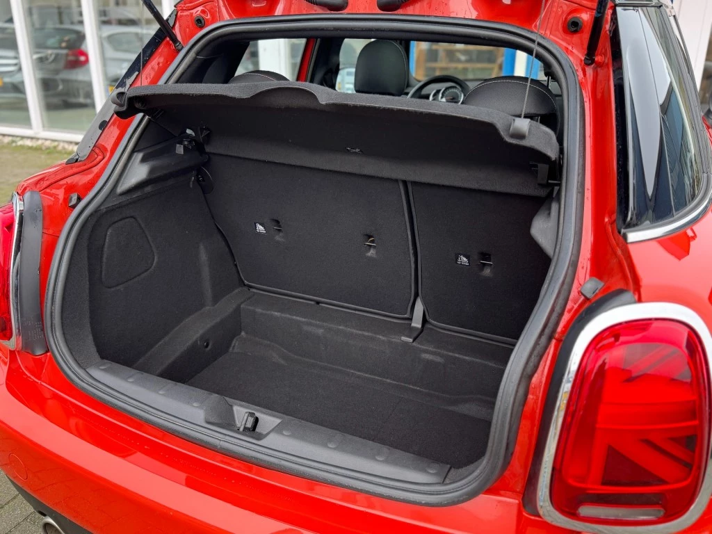 Hoofdafbeelding MINI 5-deurs