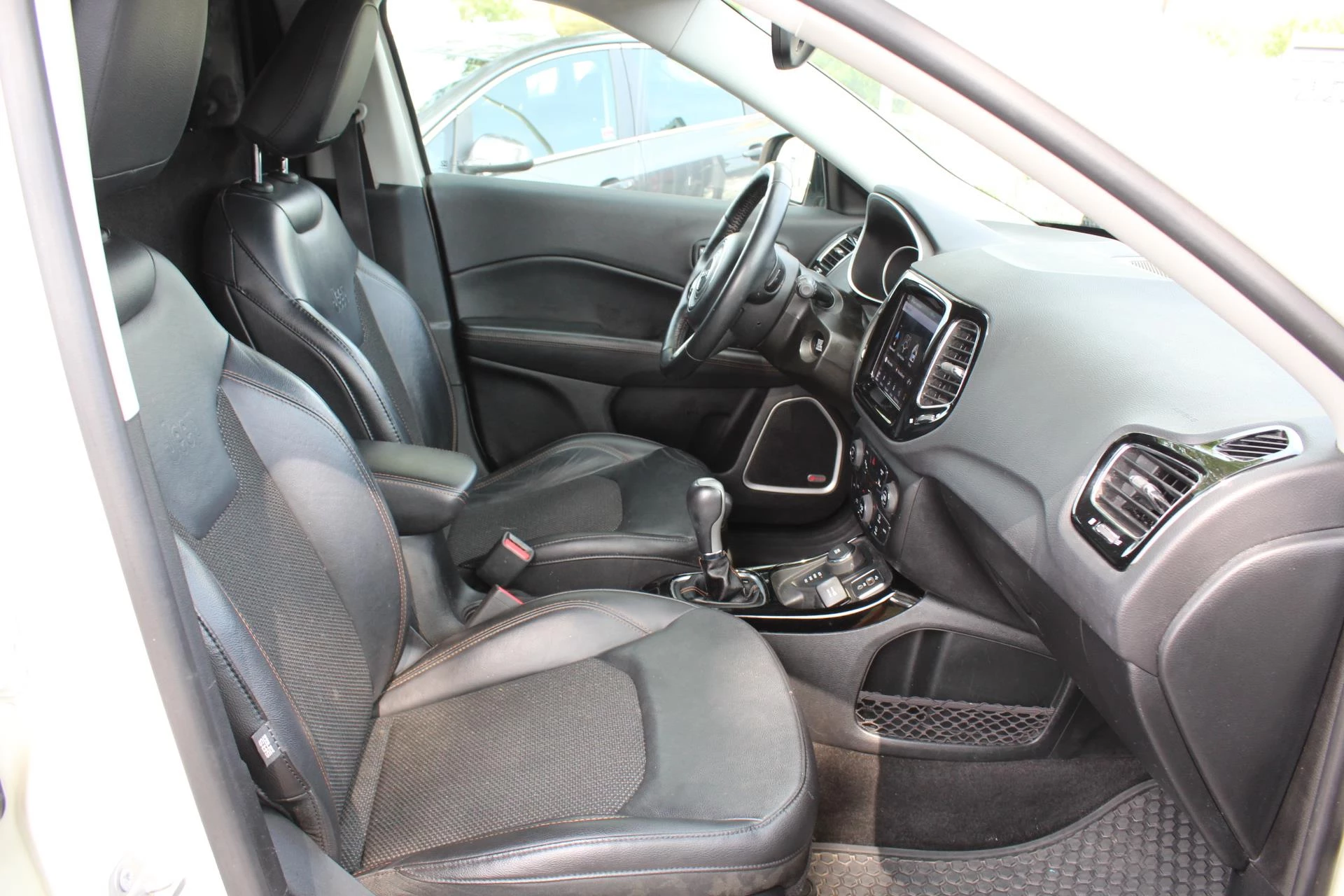 Hoofdafbeelding Jeep Compass