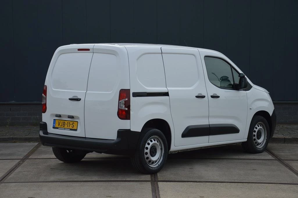 Hoofdafbeelding Peugeot Partner