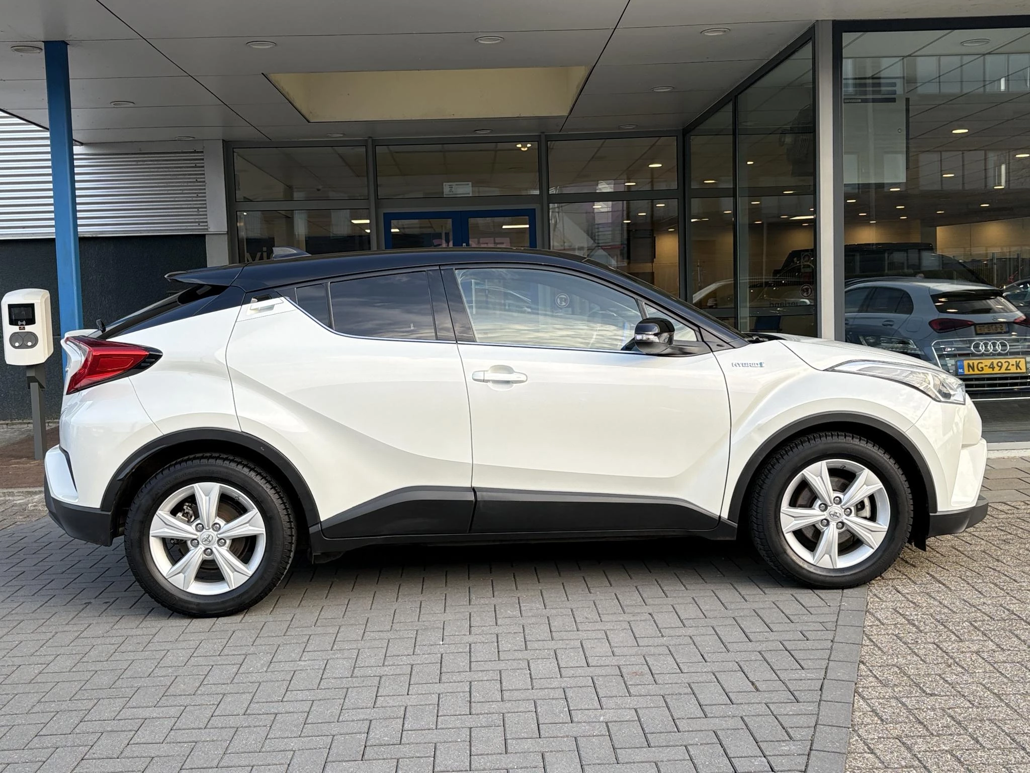 Hoofdafbeelding Toyota C-HR