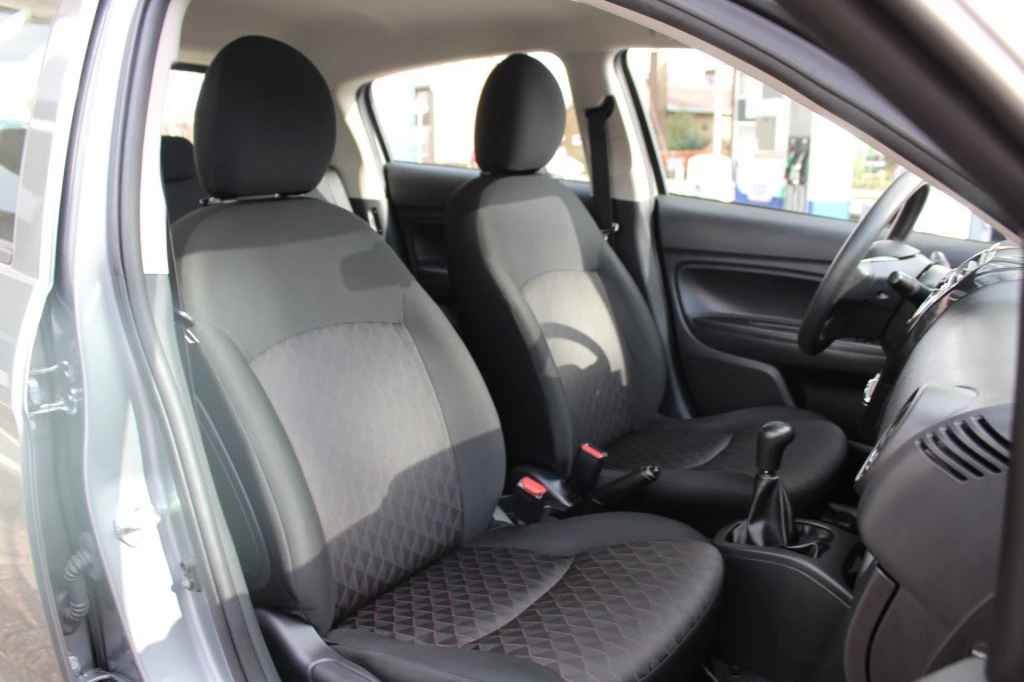 Hoofdafbeelding Mitsubishi Space Star