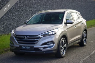 Hoofdafbeelding Hyundai Tucson Hyundai Tucson 1.6 T-GDi Premium | Pano - Trekhaak - Camera